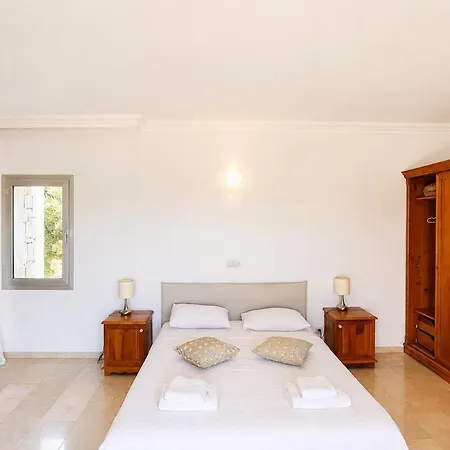 Вилла Tavla With Panoramic Sea View *